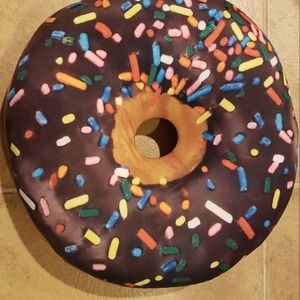 Bean bag type donut pillow